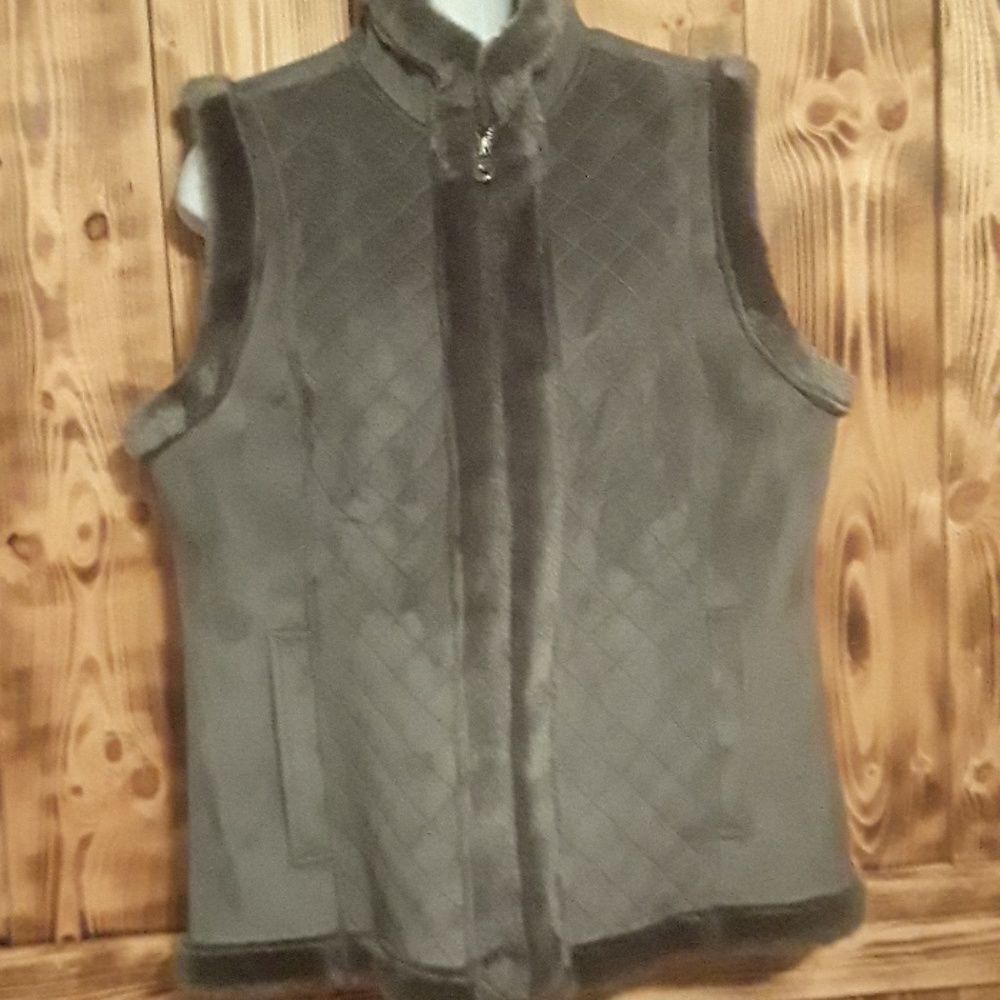 Jaclyn Smith Gray Vest Size Large